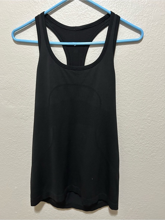 lululemon athletica Tops - Lululemon Swiftly Tech Racerback Tank Black Size 8 Seamless Running